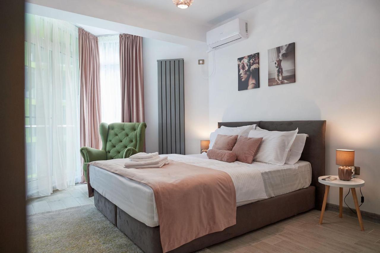 Sea La Vie 2Br Apt Spa N Pool Beach Resort Navodari Bagian luar foto