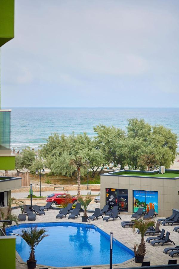 Sea La Vie 2Br Apt Spa N Pool Beach Resort Navodari Bagian luar foto