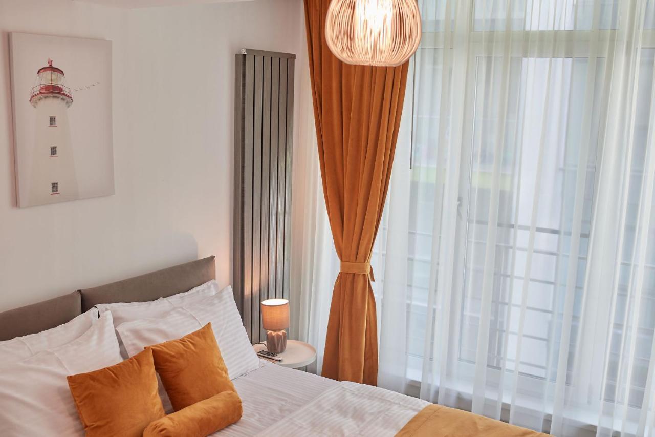 Sea La Vie 2Br Apt Spa N Pool Beach Resort Navodari Bagian luar foto